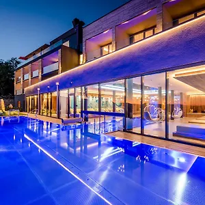 Hüttenhof - Wellnesshotel&luxus-bergchalets - Adults Only Hotel Grainet